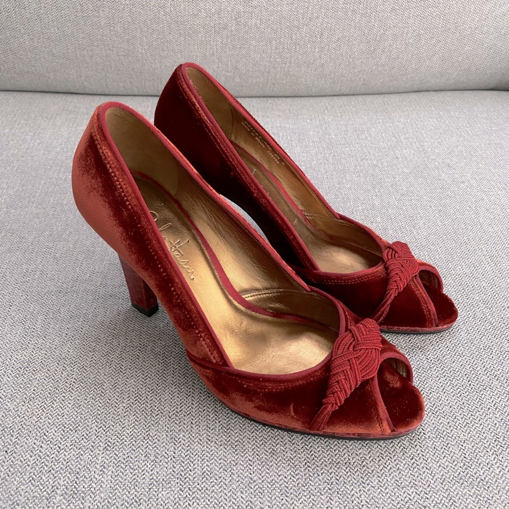 Cole Haan Velvet heel